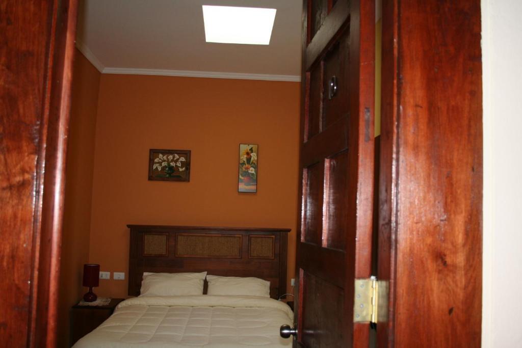 Victoria Hostal Valparaíso Habitación foto