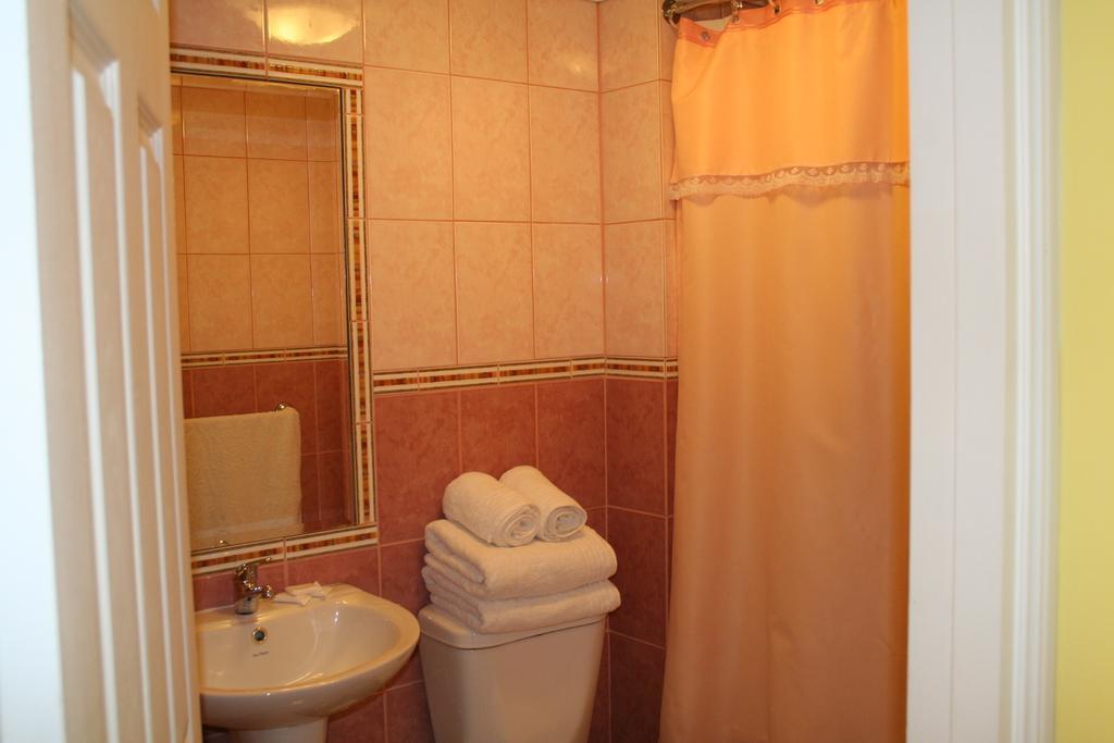 Victoria Hostal Valparaíso Habitación foto